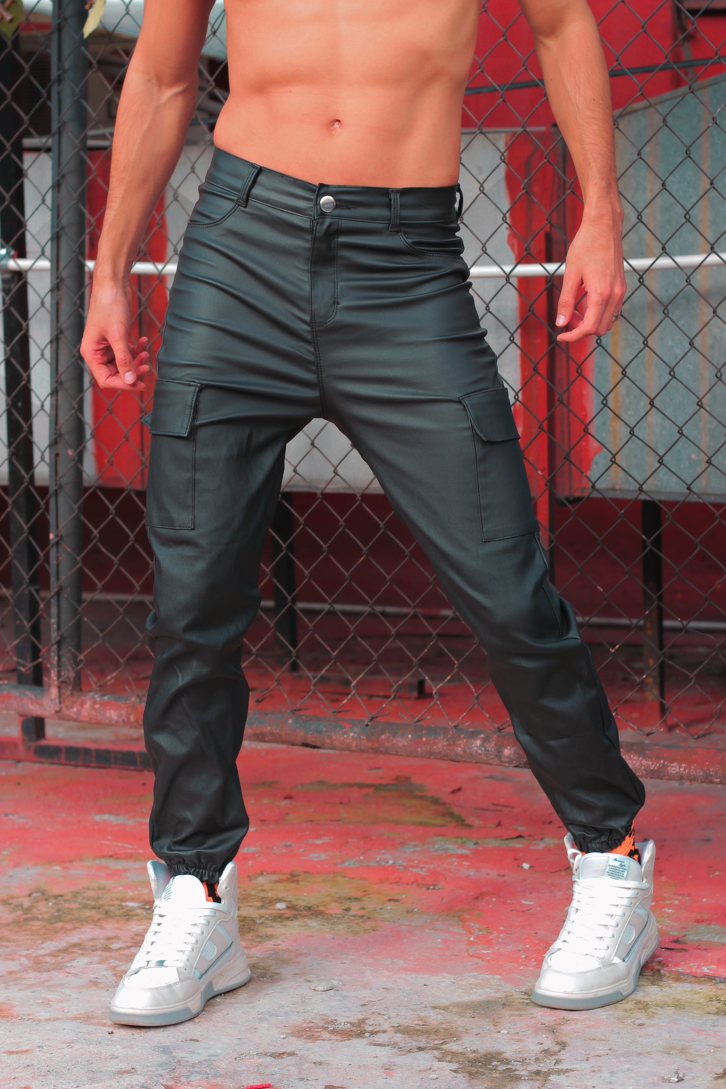 Vaquero cargo vinil negro